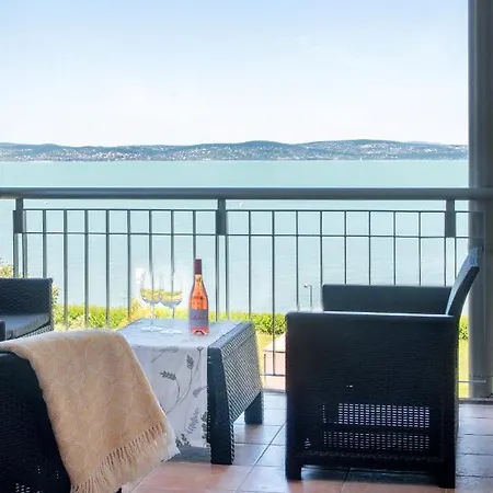 Balaton Lakeside Residence Siofok Exterior photo